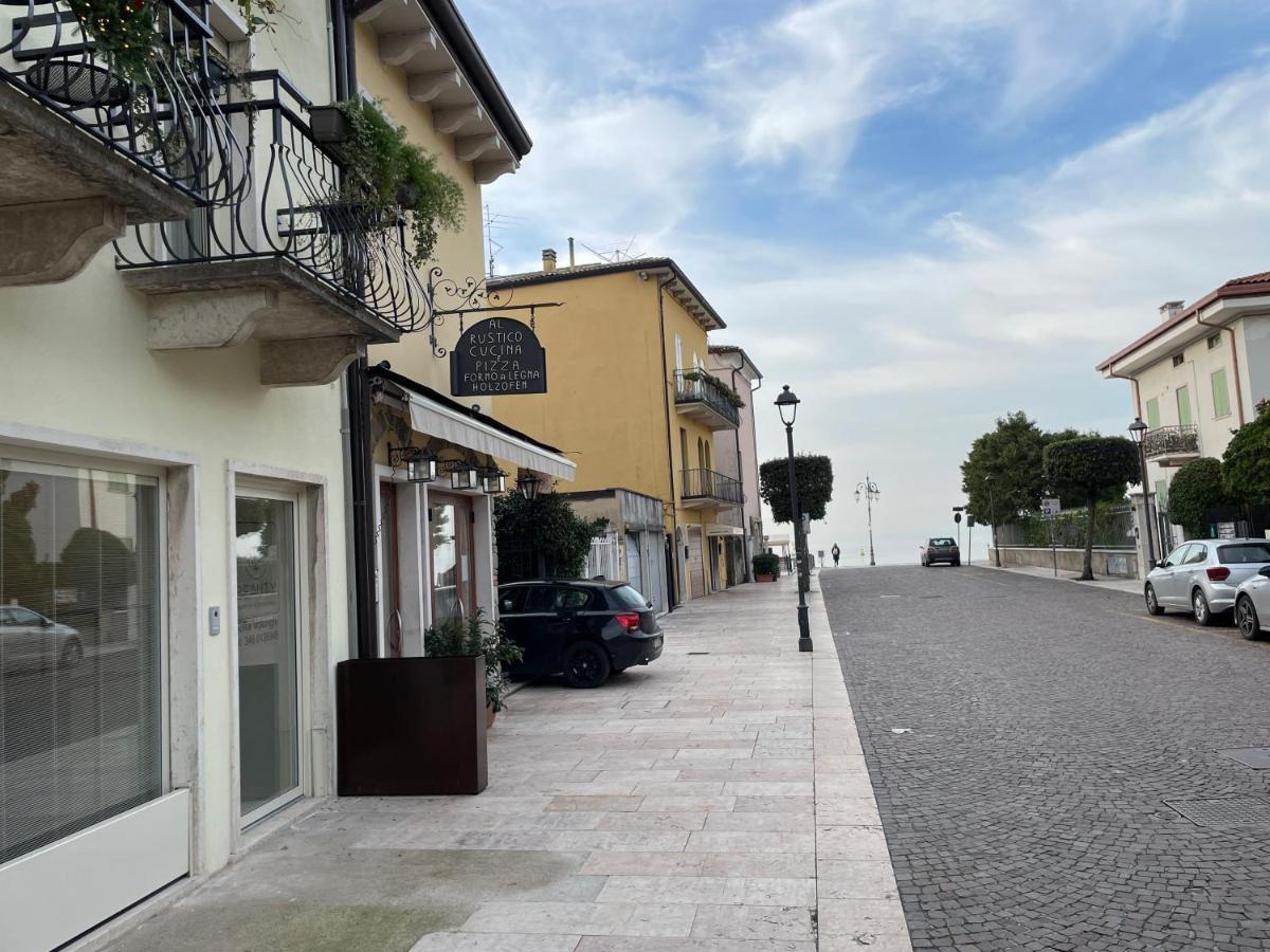 Lucia Holiday Apartments Lazise Buitenkant foto